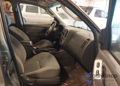 2007 Ford Escape Xlt из США, поврежденный, VIN 1FMYU03Z37KB89285